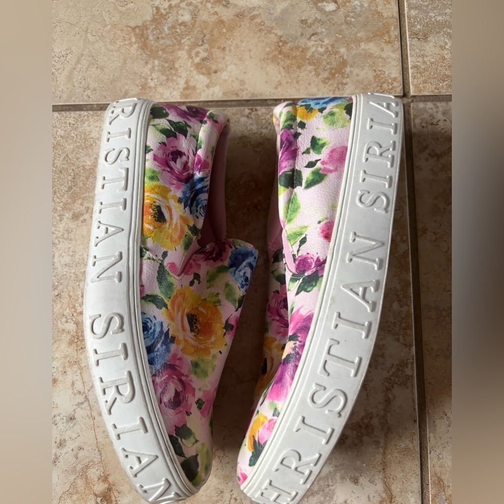 Christian Siriano Multicolor Floral Slip-Ons - Picture 2 of 4